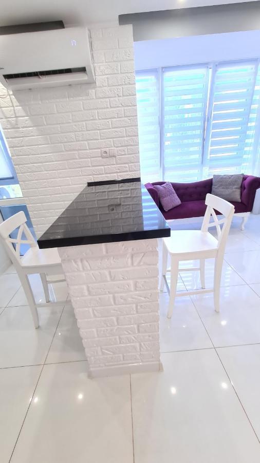 Apartaments On Prospekt Mira 35 Kryvy Rih Buitenkant foto