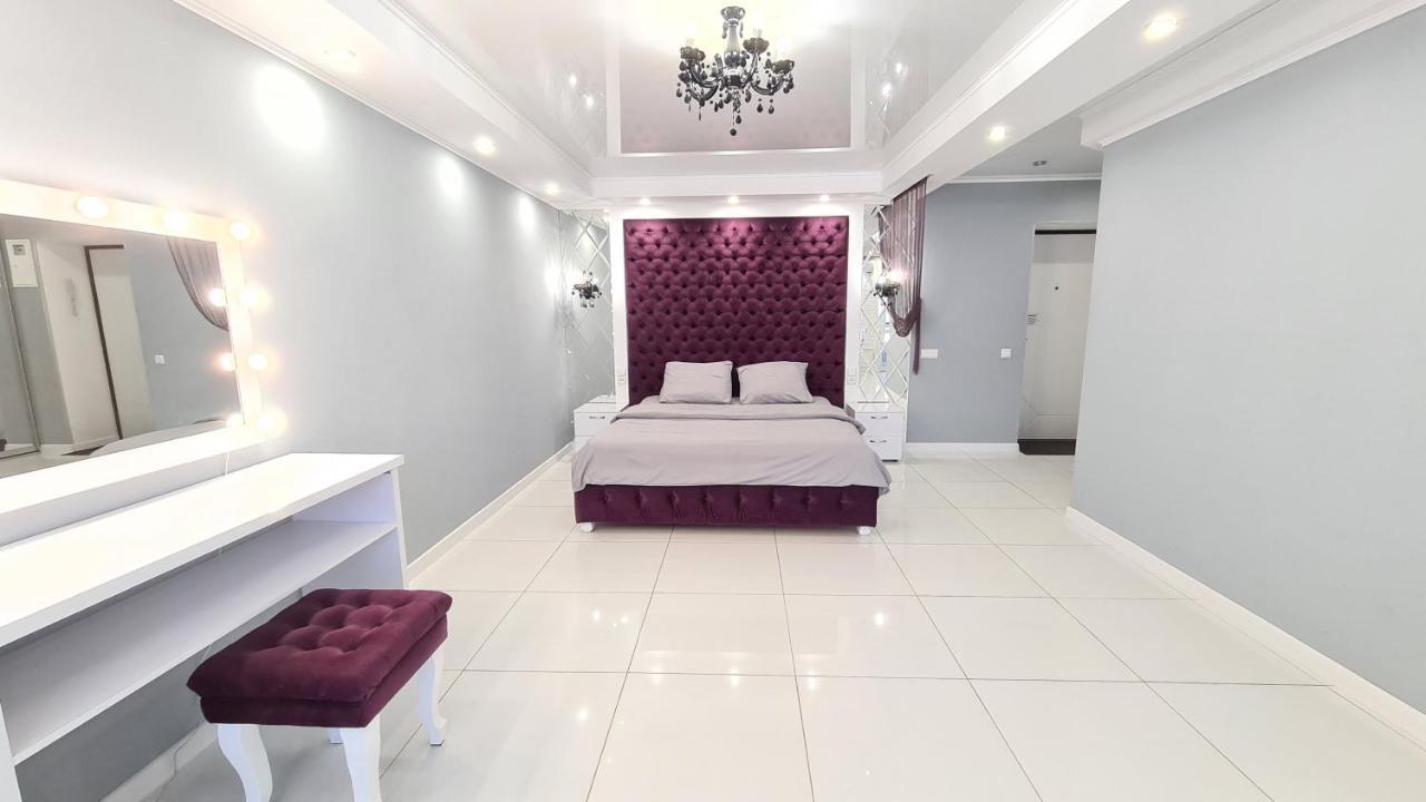 Apartaments On Prospekt Mira 35 Kryvy Rih Buitenkant foto