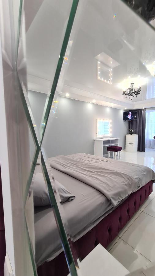 Apartaments On Prospekt Mira 35 Kryvy Rih Buitenkant foto
