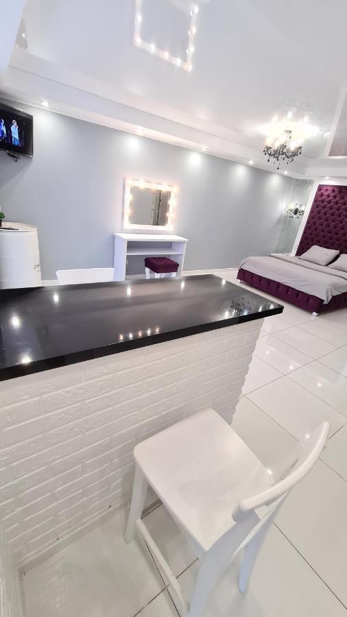 Apartaments On Prospekt Mira 35 Kryvy Rih Buitenkant foto