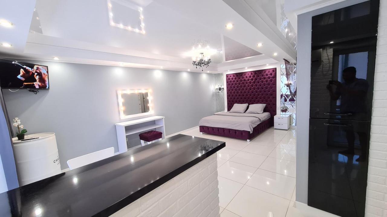 Apartaments On Prospekt Mira 35 Kryvy Rih Buitenkant foto
